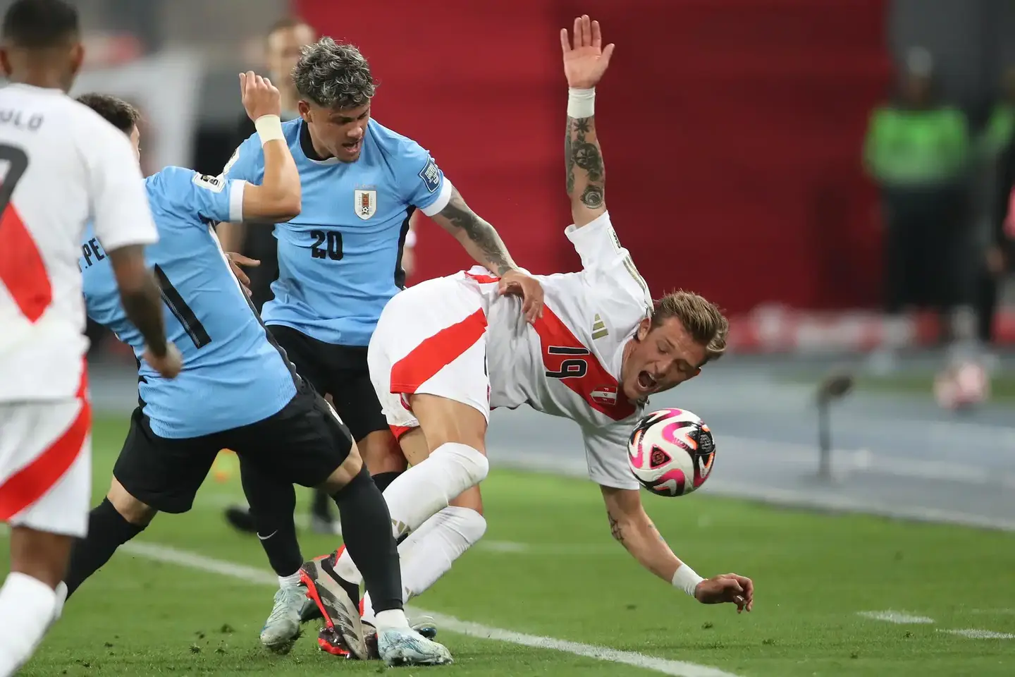 0-1遭秘鲁绝杀，乌拉圭已经连续六场正式比赛常规时间不胜
北京时间今天上午结束的