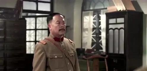 韩麟春输光巨款，张作霖再批百万，奇招成就兵工厂