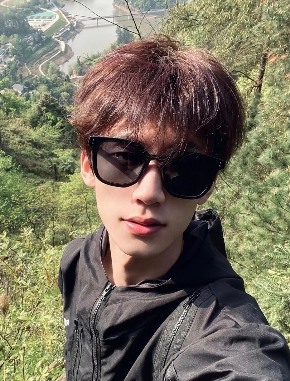 多爬山吧，指不定就遇到我了