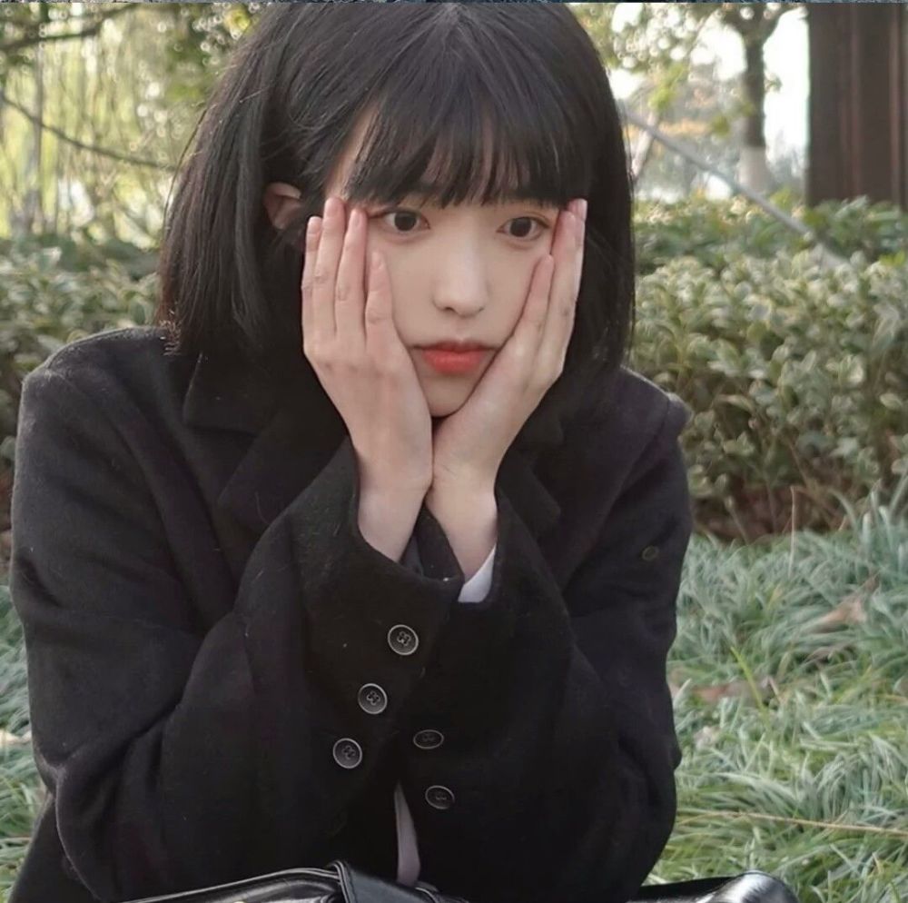 希望以后我们都可以是很棒很棒的人，不是的话，像现在一样温柔可爱的人也好，会对他人