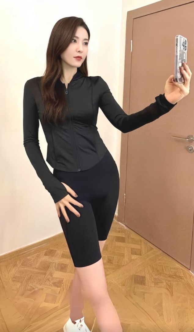 曾黎，永远的女神，状态一直非常好。