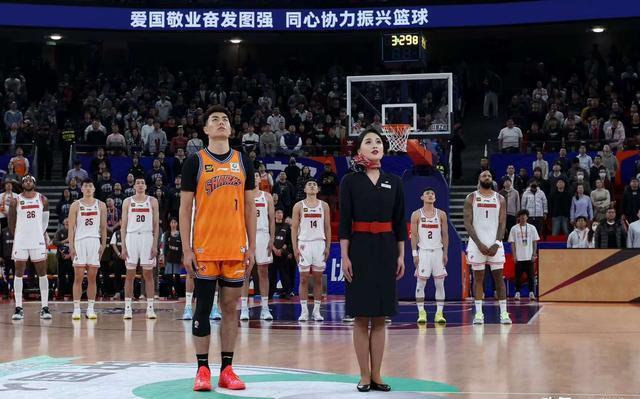 沪粤大战惊现大反转，上海34分逆转广东