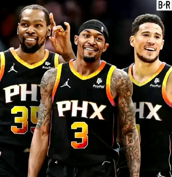 太阳118-116费城76人，一战看清这3名球员！

1、杜兰特20投14中爆砍