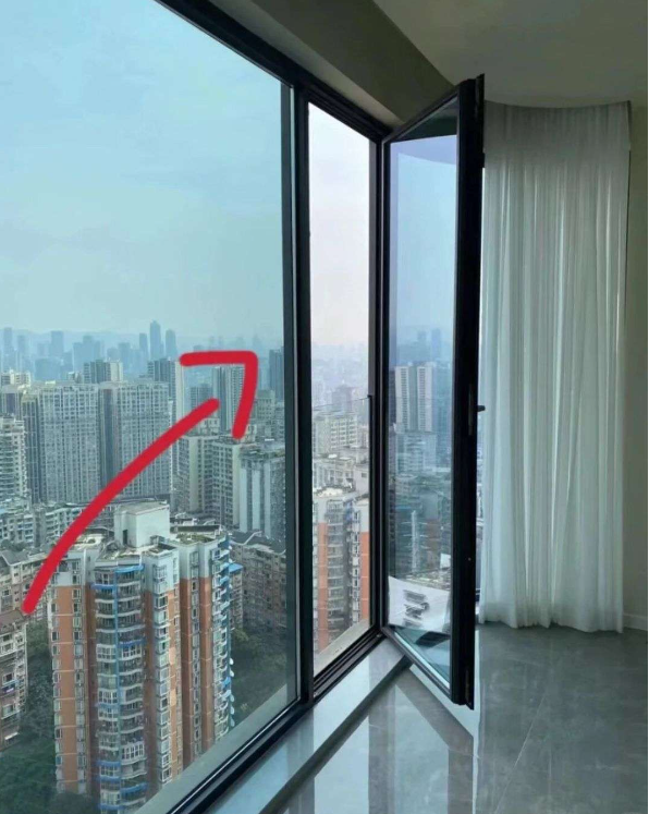 不懂就问，这种落地窗安全吗?