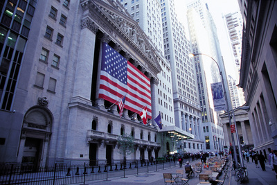 华尔街的顶尖金融机构这样发家