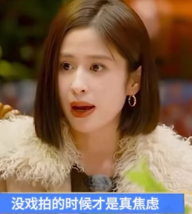 演员颖儿说，我以前的名字叫刘颖，杨子找大师算了一卦，从此我改名颖儿，2009年，