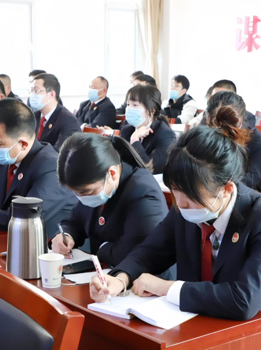 12月5日下午13∶59分，最高检发布有关深化检查改革的文章，其中网民关心的五个