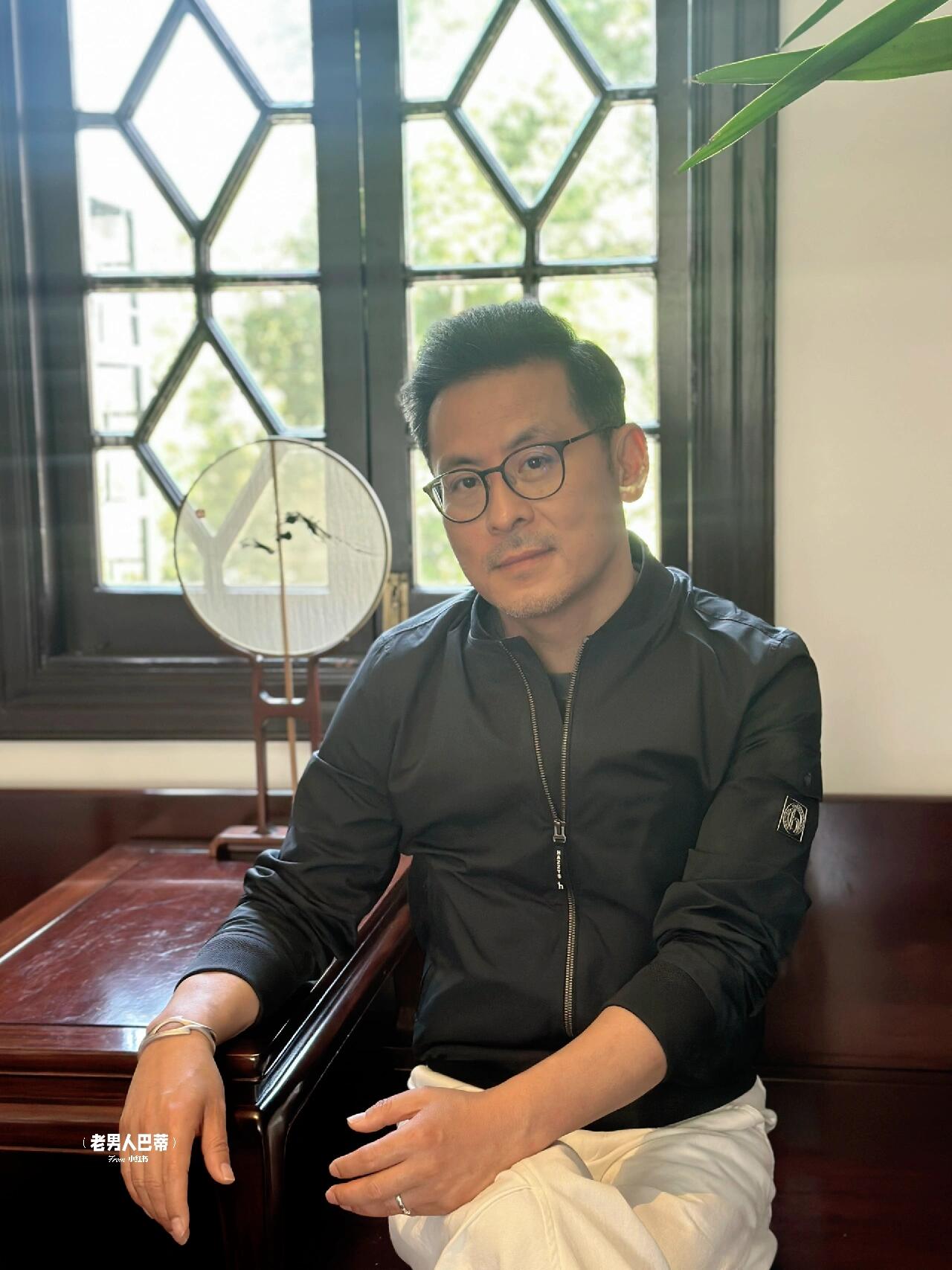 穿白裤子的男人｜时髦感满满