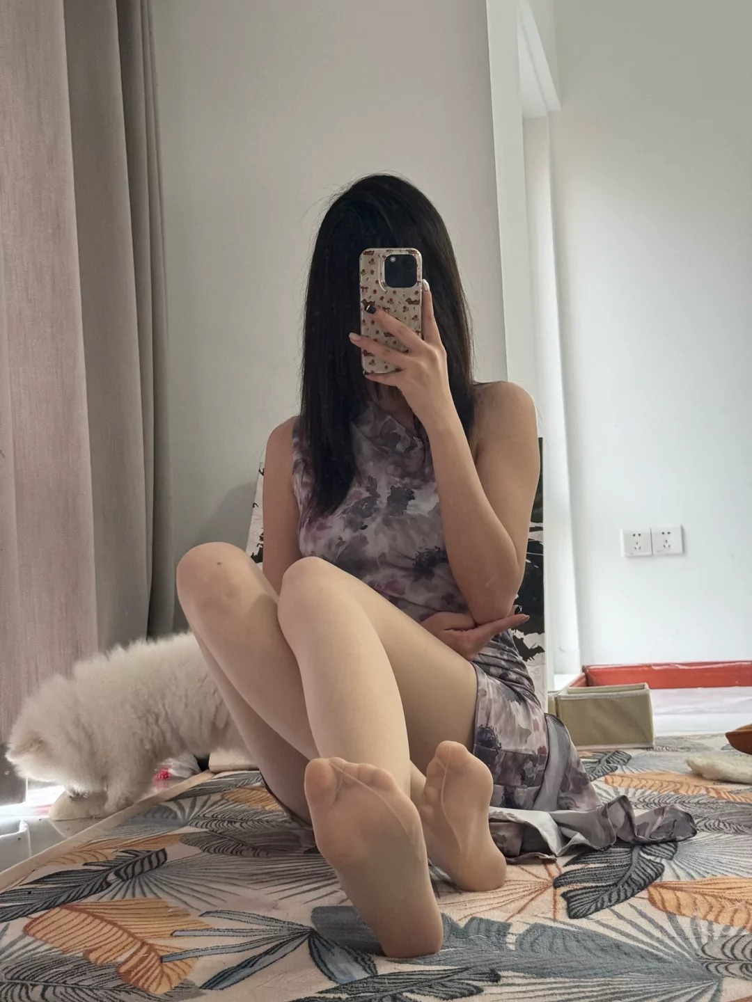 别问，就是女大学生
