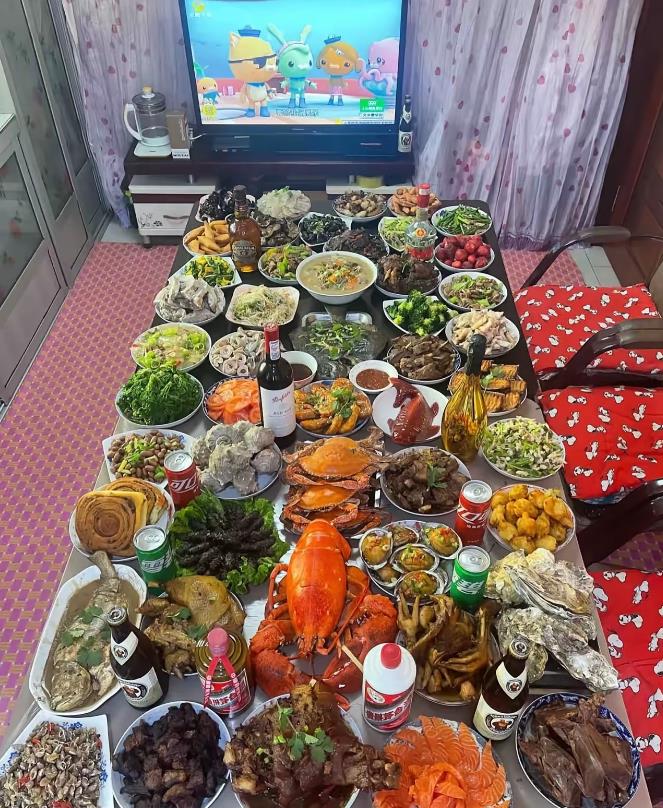 这桌年夜饭，在全国算什么水平？