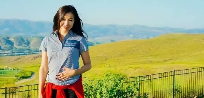 移居美国发福被嘲，吃成胖美人的徐静蕾，告诉我们什么叫岁月静好