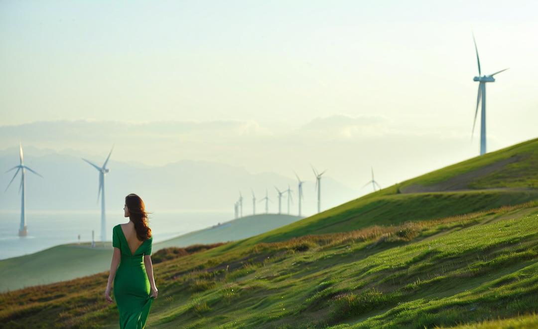 每个人都是自己世界的主角，经历着属于自己的故事，有好也坏，百般滋味只有自己清楚。