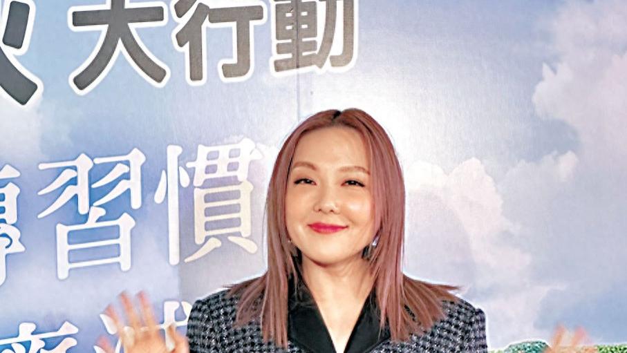 卫兰4月举行巡演盼良缘 李幸倪目标开五场红馆演唱会