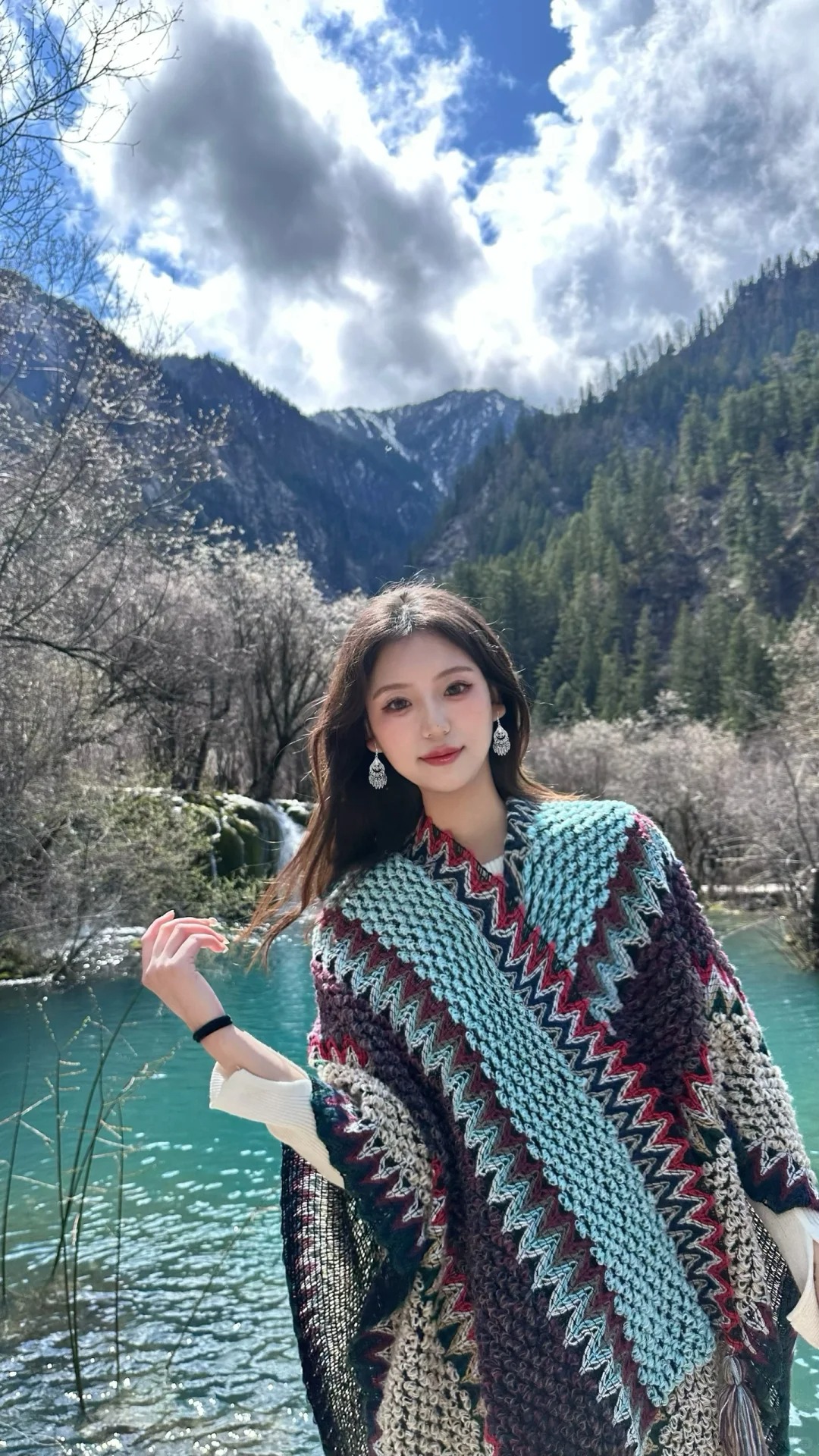 九寨沟真美 但是不会再来了
好累 想要把景点都逛完 需要一天 车快坐吐了 而且景