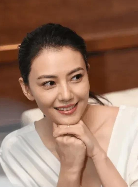 除了高圆圆，赵又廷觉得杨颖最养眼