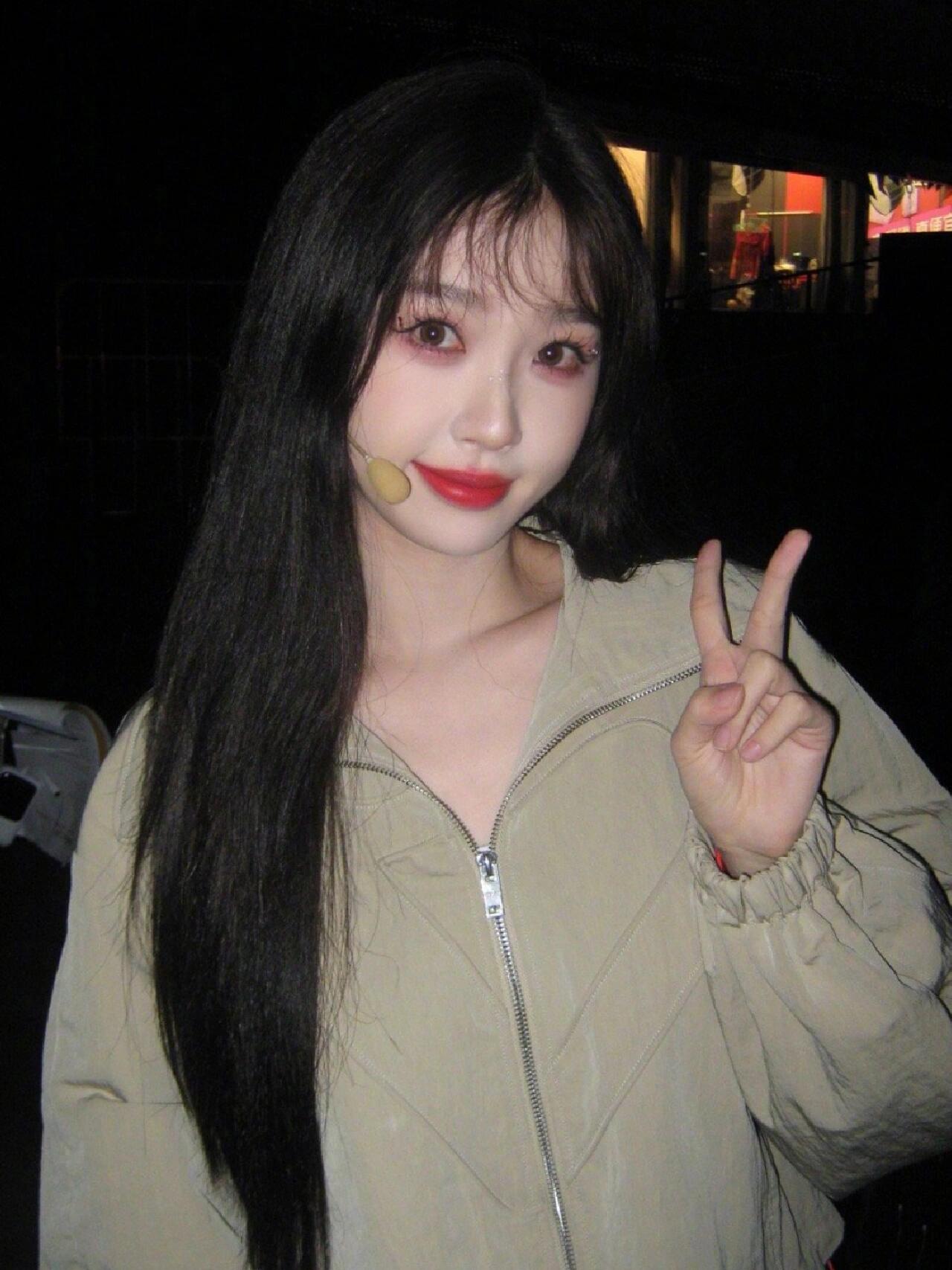 虞书欣这组照片太好看了