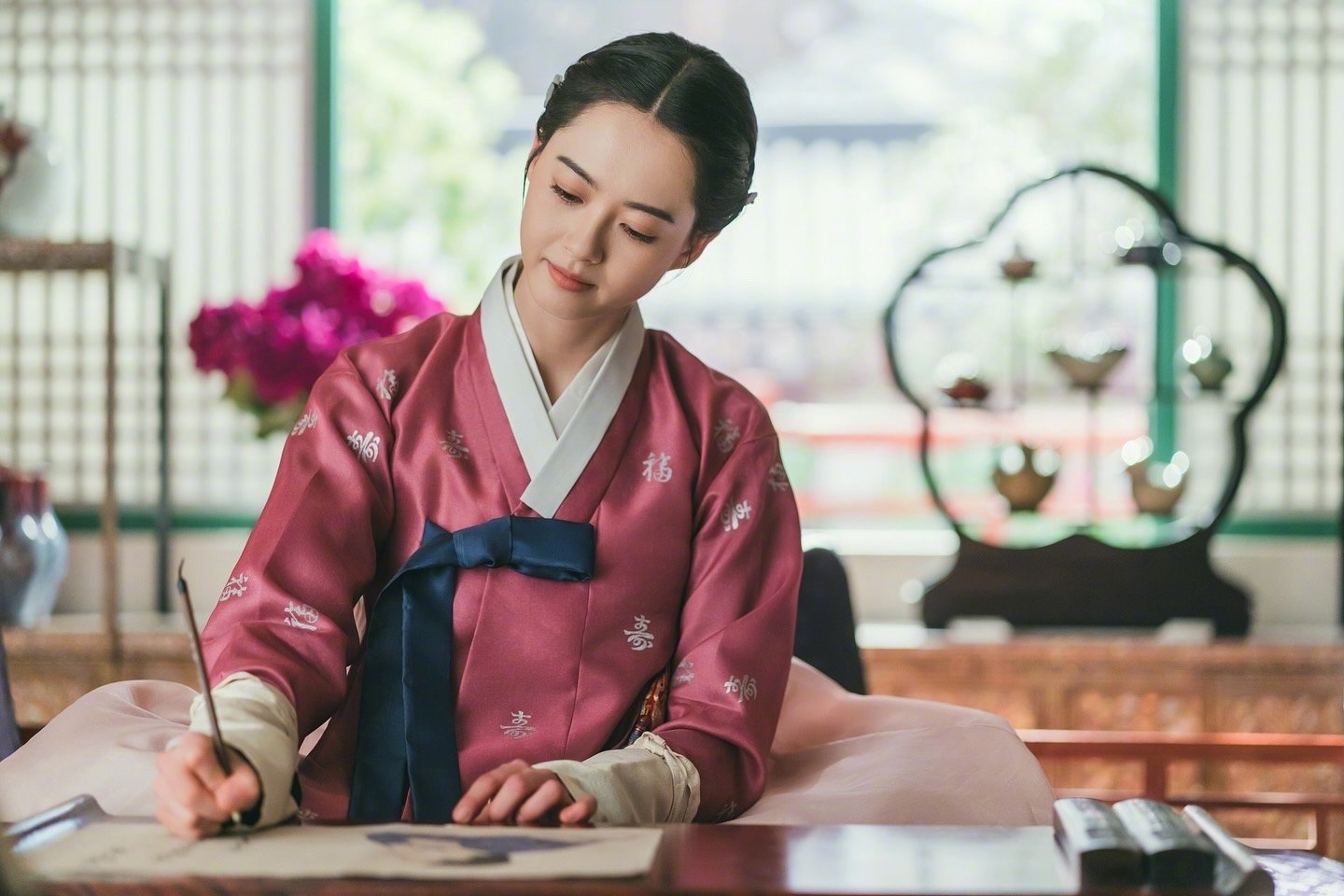 韩剧《春画恋爱谈》定档0206，高雅拉、张栗主演