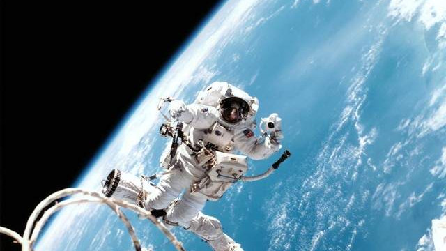 太空环境恶劣，航天员如何长时间生存？除了空间站，能量餐很重要