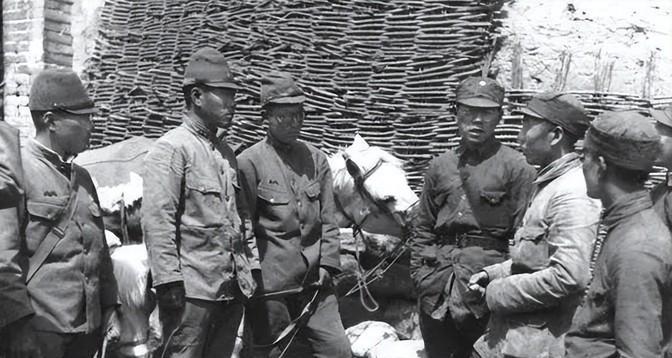 1940年，得知儿子黄标在给日本人当差，黄母羞愧自尽。74年后，黄标的墓碑却被移