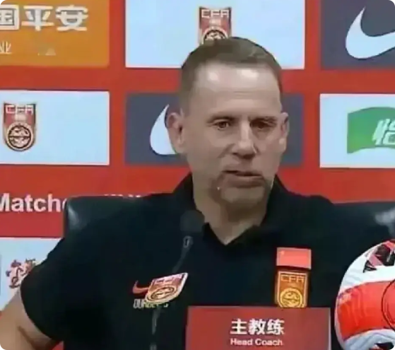 u20小组最后一轮，是拼澳大利亚 ？还是战略性放弃？
       主教练久尔杰