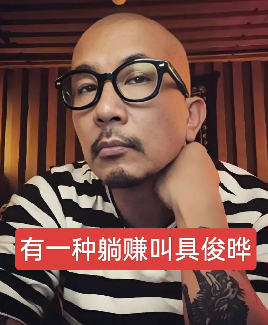我敢说，如果换作汪小菲突然遇到这种事，大S一家肯定不会第一时间赶到北京，满脸泪水