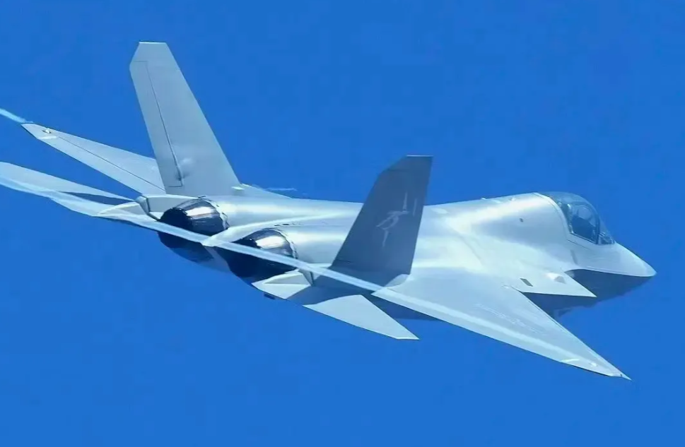 珠海航展让美军恐慌不已？
1. 珠海航展，就像是中国军工的一场大秀，美军看了，心