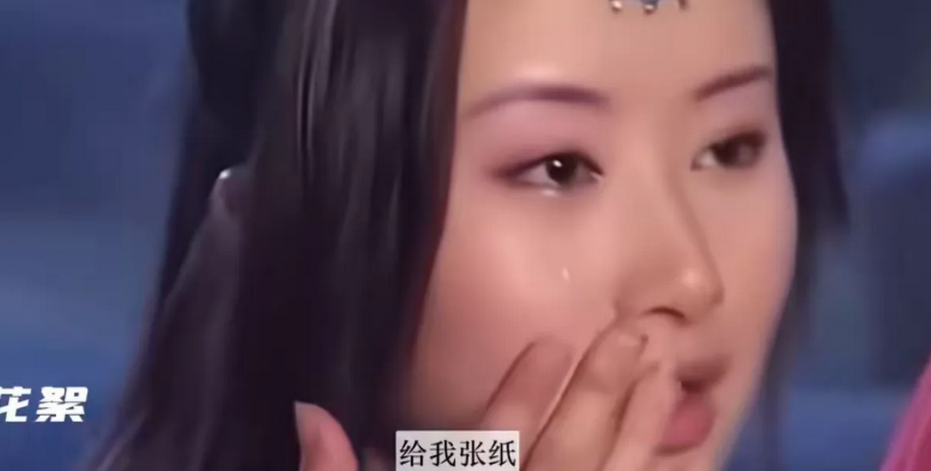 女明星舒畅说：“只要有戏拍，哪怕每天只有2万块钱我也去，我不嫌少，卡里只有几百万