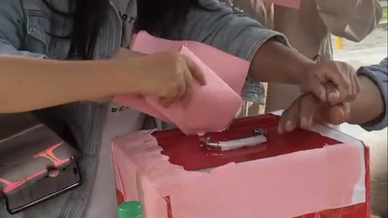 钦州翰林小区选聘物业，投票中遭不明身份女子干扰，投票被迫暂停，背后隐藏着什么真相？