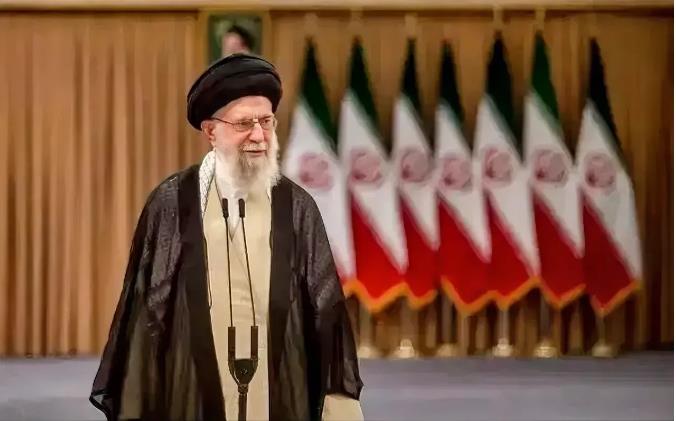 以色列暗杀哈尼亚这是搬起石头砸自己的脚！这样做绝对没有好处，迎接他们的将是中东穆