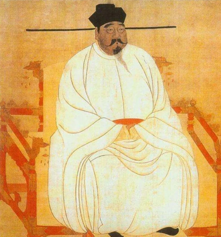 赵匡胤陈桥兵变后告诉手下，大军回京后必须秋毫无犯，不能胡作非为。结果回京后王彦升