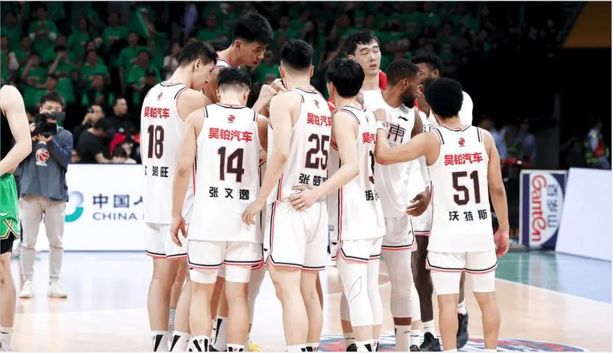 广东宏远或签前NBA球员阿多尼斯-阿姆斯，在发展联盟场均16+，将补强阵容或取代
