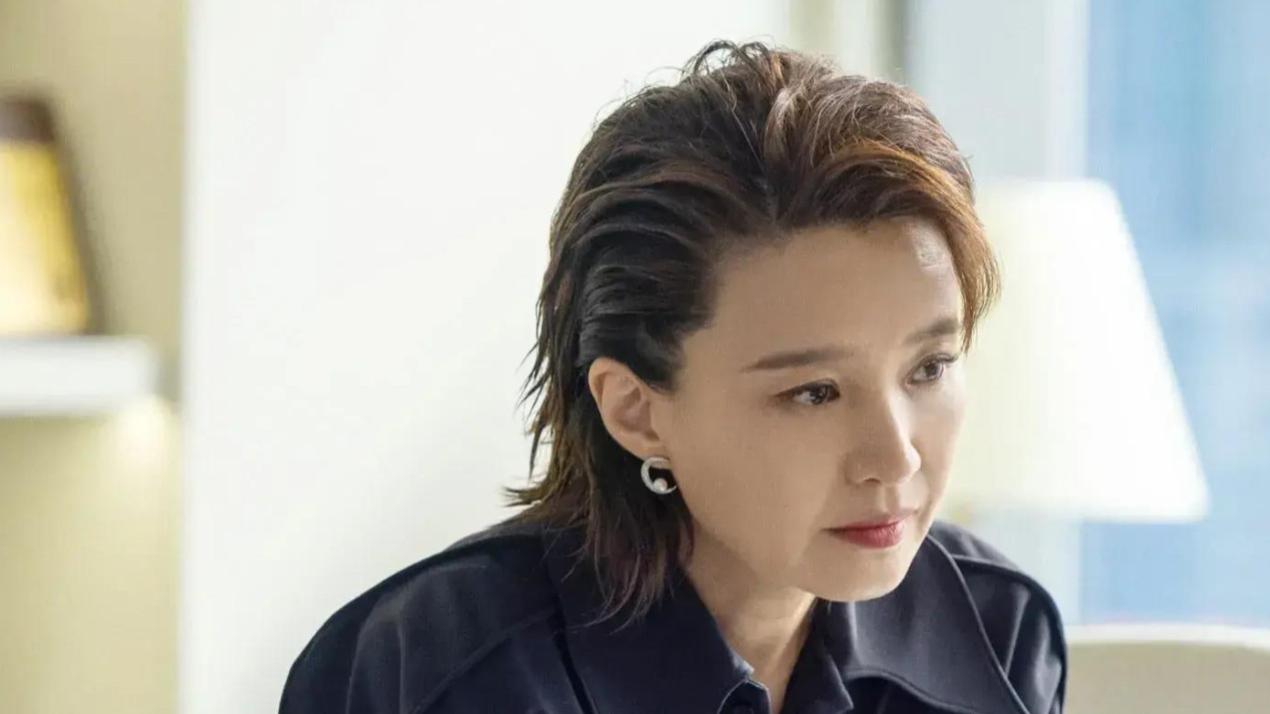 追梦人的光辉：李煜的演艺征途与人生启示