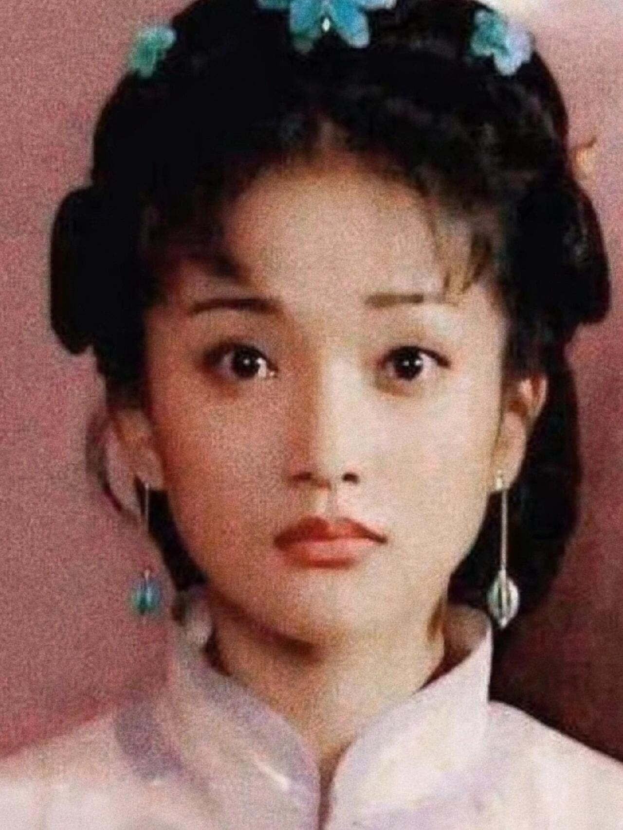 周迅年轻时好美