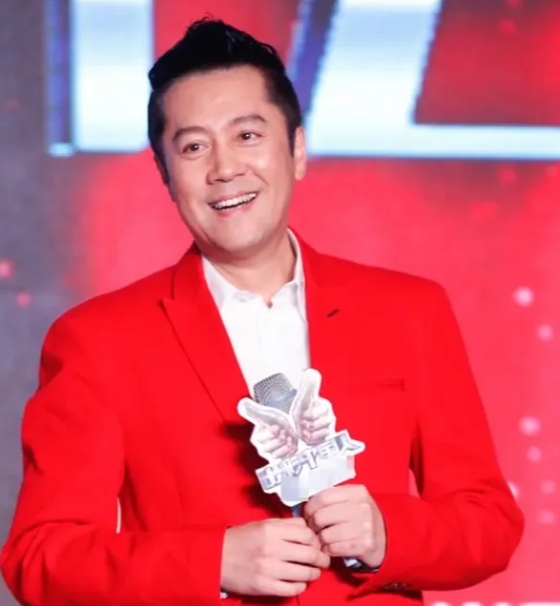 蔡国庆：演艺常青，时代之声