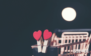 高中三年大学四年，毕业后领证，但我们只是合约夫妻，谁也看不上谁…