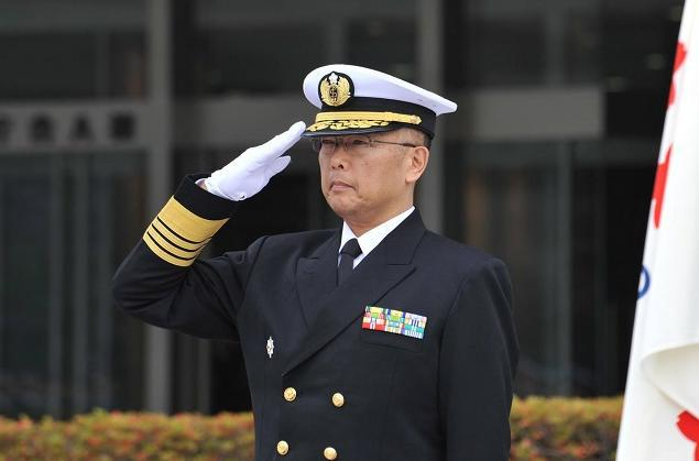 从日本秋月号驱逐舰闯入浙江沿海，看日本海自幕僚长辞职的背景！

首先，说明一点，