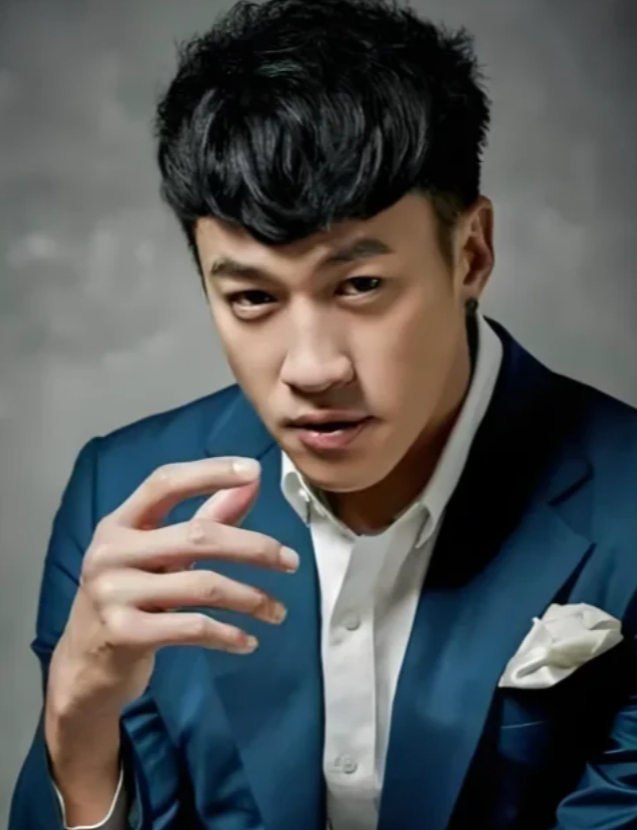 被孙俪连续拒绝三次后，转身娶了农村柜姐