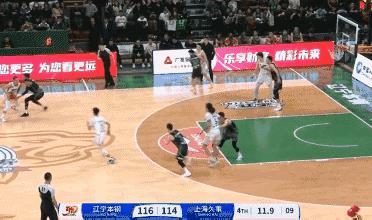 #cba# 李晓立功了，关键时刻他真的太强大了。
面对上海队最后时刻扳平的希望，