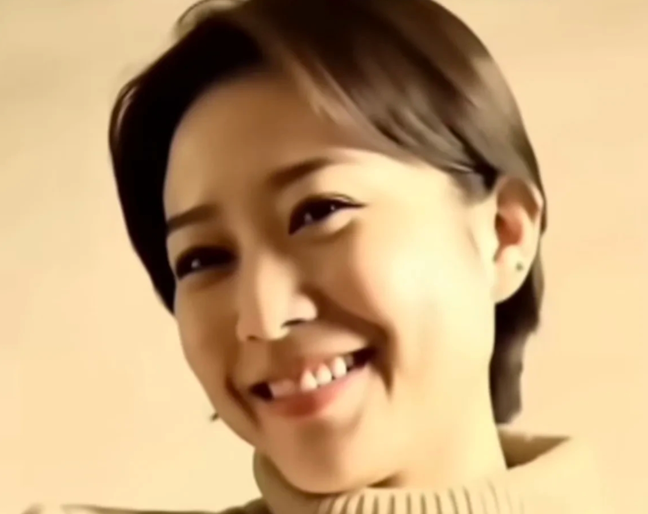 预测燕冬萍的八个悲惨处境！

一，燕冬萍离婚后，让丈夫净身出户，拿到了自己想要的