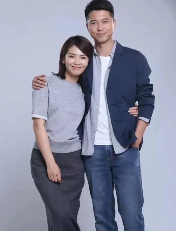 王雷可是出了名的干净男演员，不拍吻戏 ，不接触女性 ，为了老婆守身如玉，这是和谁