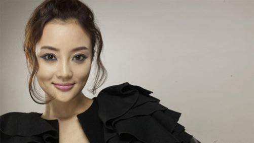 李小璐母亲：我这辈子最后悔的决定，就是12年前让女儿嫁给贾乃亮