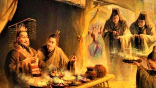 政体革新：秦始皇与郡县制的推行