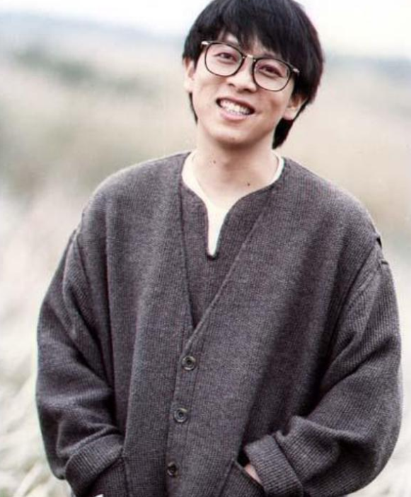 1997年，张雨生发生车祸，女友黄慧玲第一时间赶到医院，可惜张雨生还是走了，处理