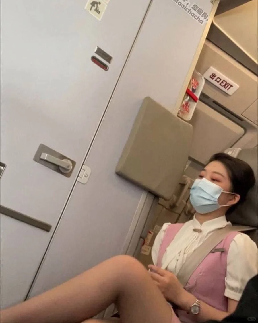 奇怪的视角 来自同事的相册 来不及删