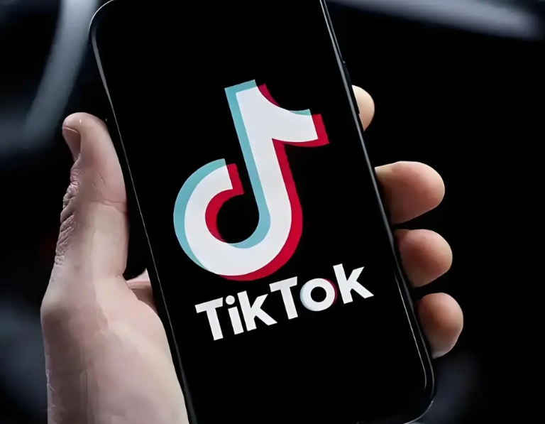 不是说只有美国禁止 TikTok 吗？为什么感觉全世界都要禁止它？内行人的一席话