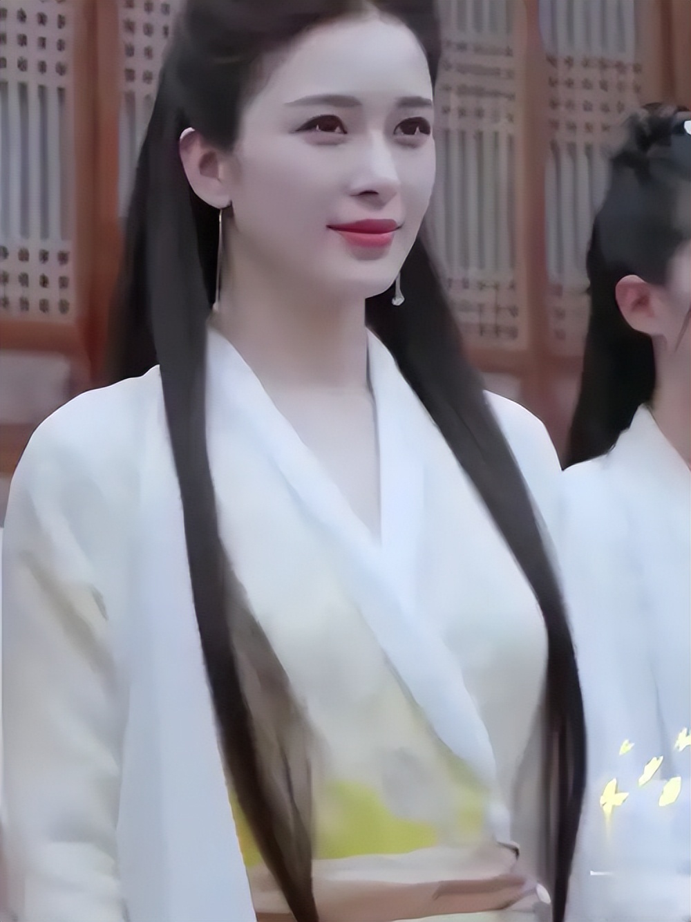 赵樱子: 光影中的蜕变与绽放