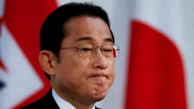 中俄终于提前联手“作战”，两国直接对日本“发难”，日方根本不敢轻取妄动！
