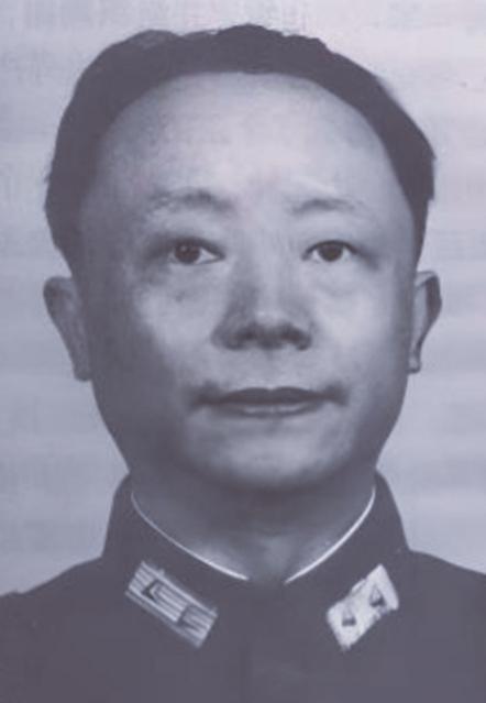 1936年12月底，从西安回来的蒋介石，将贺衷寒等人召来大骂说：“我还没有死，你