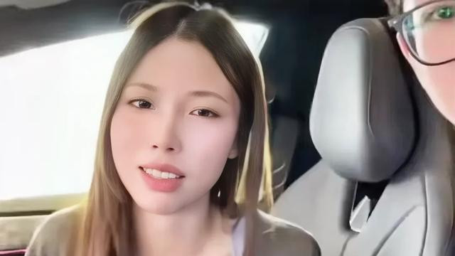 打工人的天塌了！极越汽车女主播直播时被告知公司倒闭，公司回应