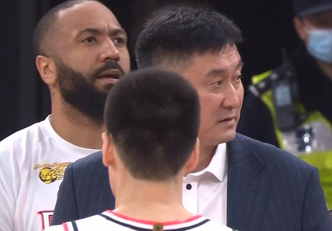 广东无缘10连胜！